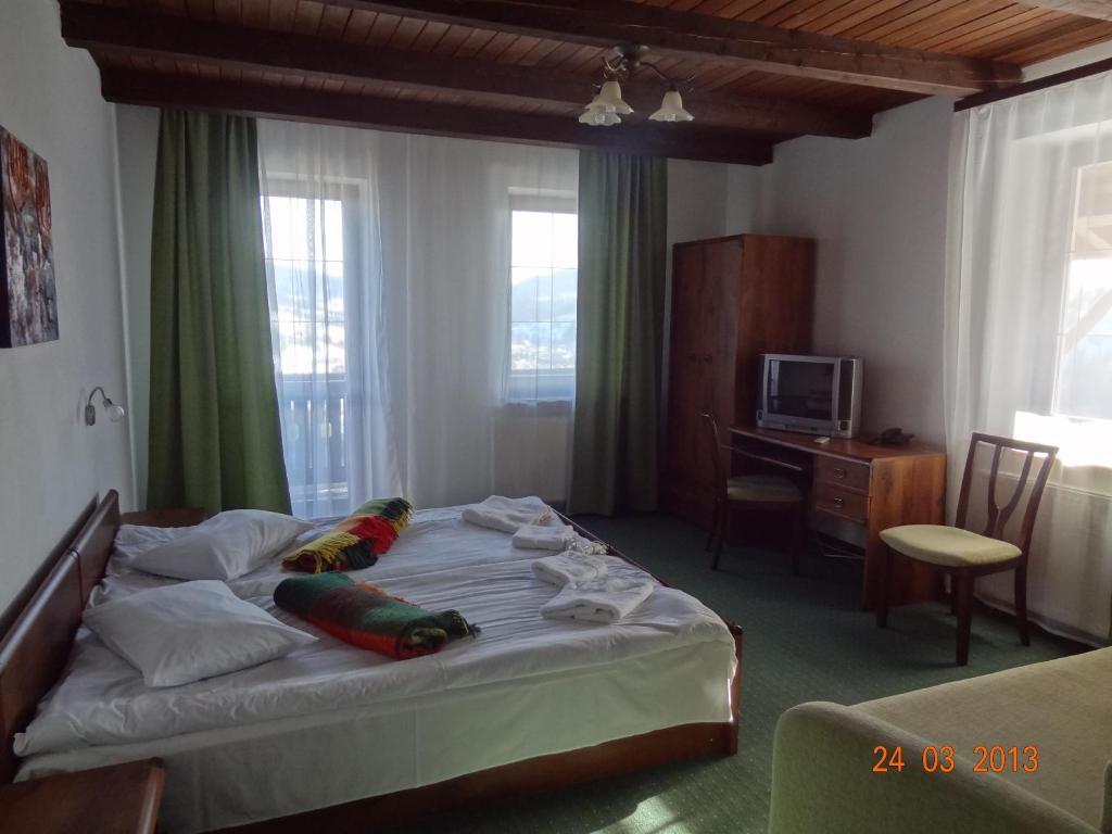 Alpenhof Pansion Hotel Slavske Phòng bức ảnh