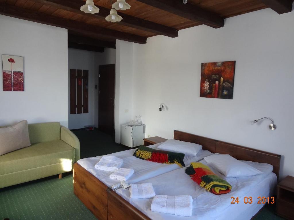 Alpenhof Pansion Hotel Slavske Phòng bức ảnh