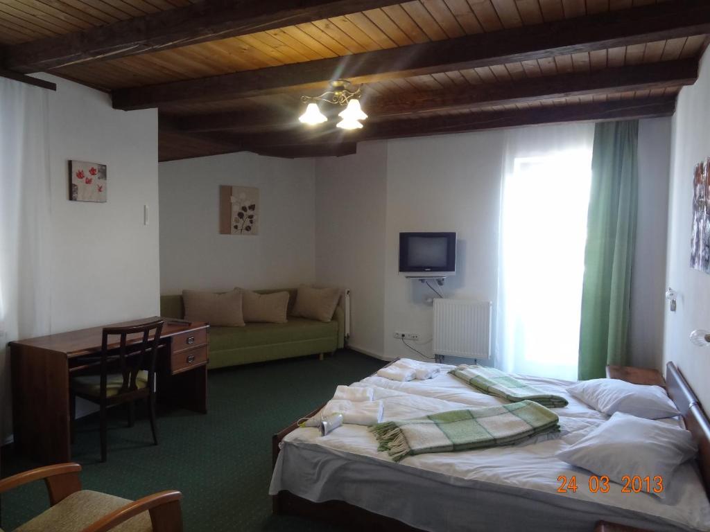 Alpenhof Pansion Hotel Slavske Phòng bức ảnh
