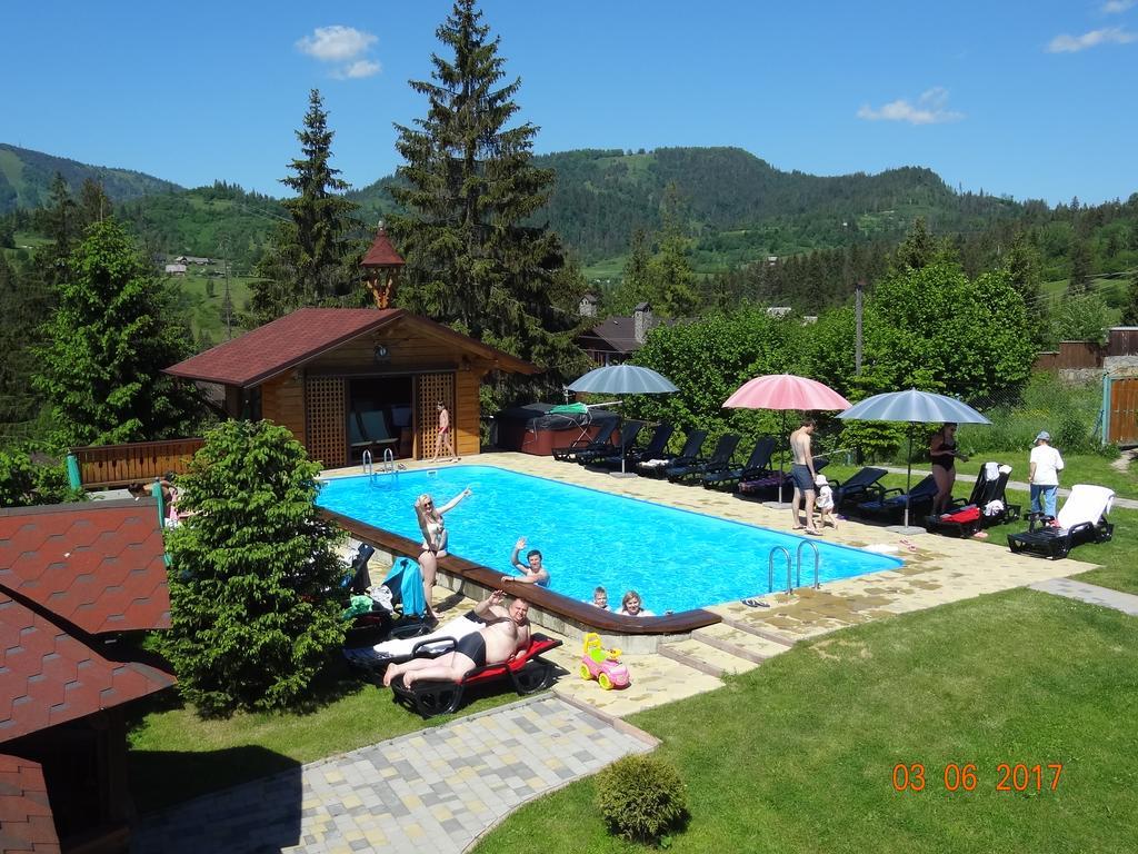 Alpenhof Pansion Hotel Slavske Ngoại thất bức ảnh